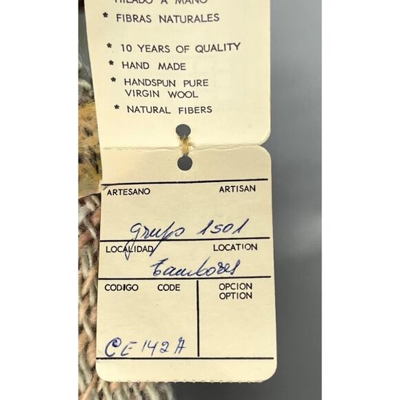 MANOS DEL URUGUAY OS S M L Virgin Wool Pastel Wrap Poncho Shawl Fringe Open NWT - Picture 3 of 8